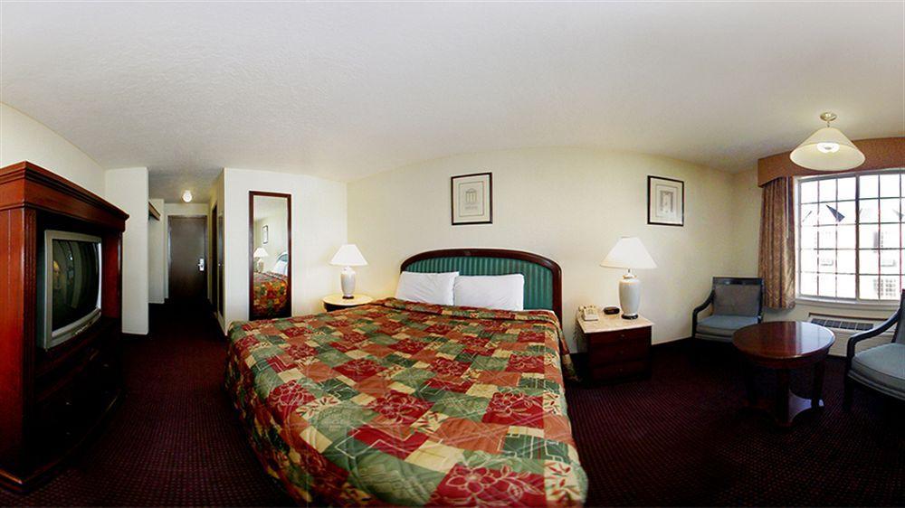 Howard Johnson By Wyndham Atlantic City Egg Harbor Township Hotel Exterior photo